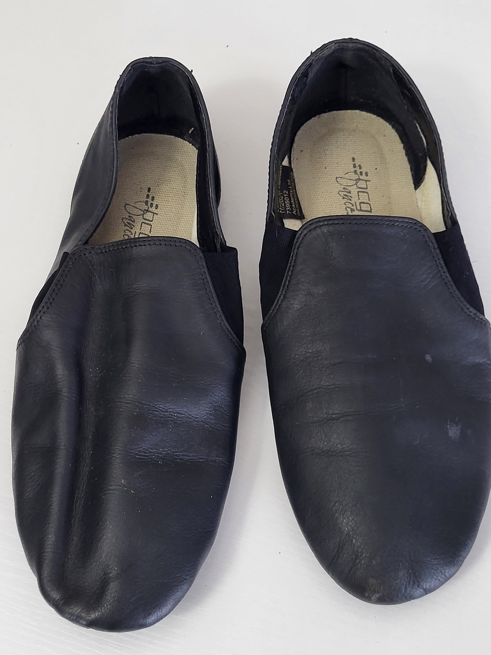 BCG Dance Pre-Owned Jazz Shoes 8B Adult Black Leather Slip On